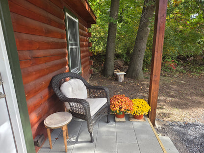 Canal Cabin 5
