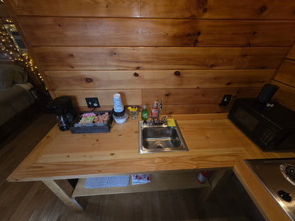 Canal Cabin 5