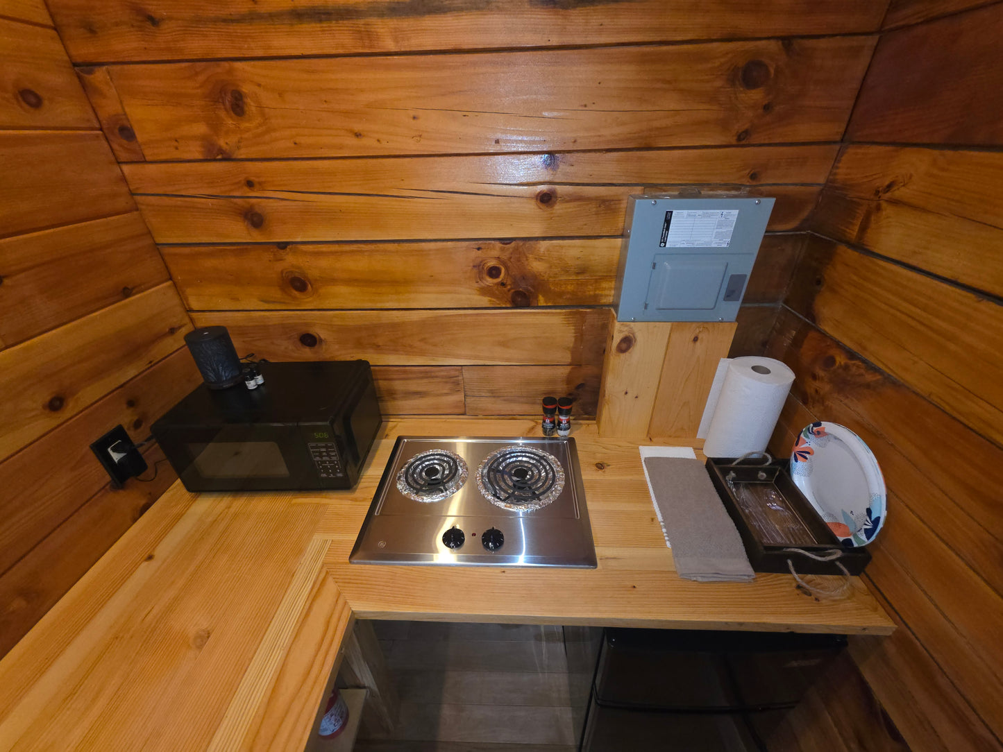 Canal Cabin 5