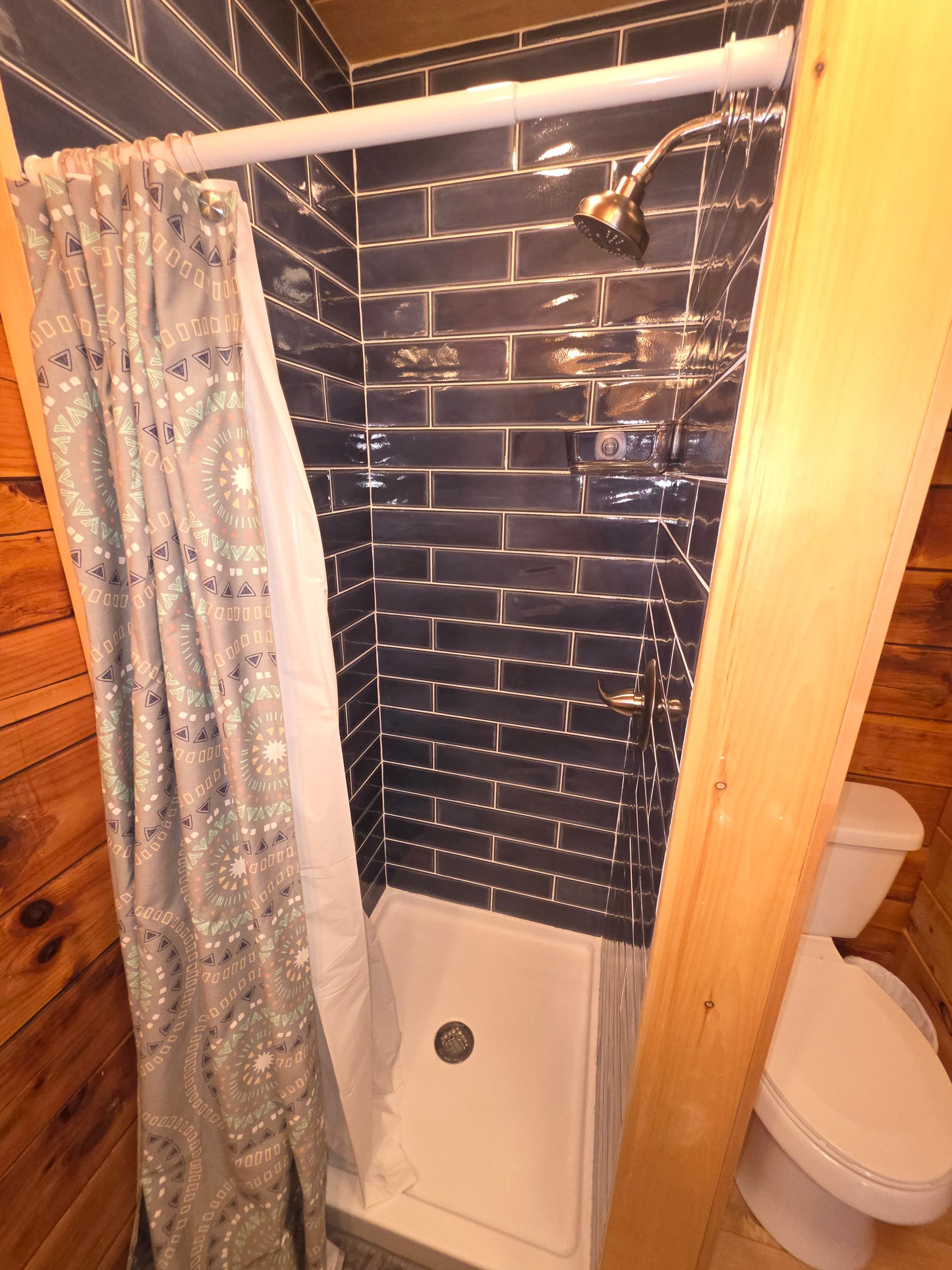 Canal Cabin 5