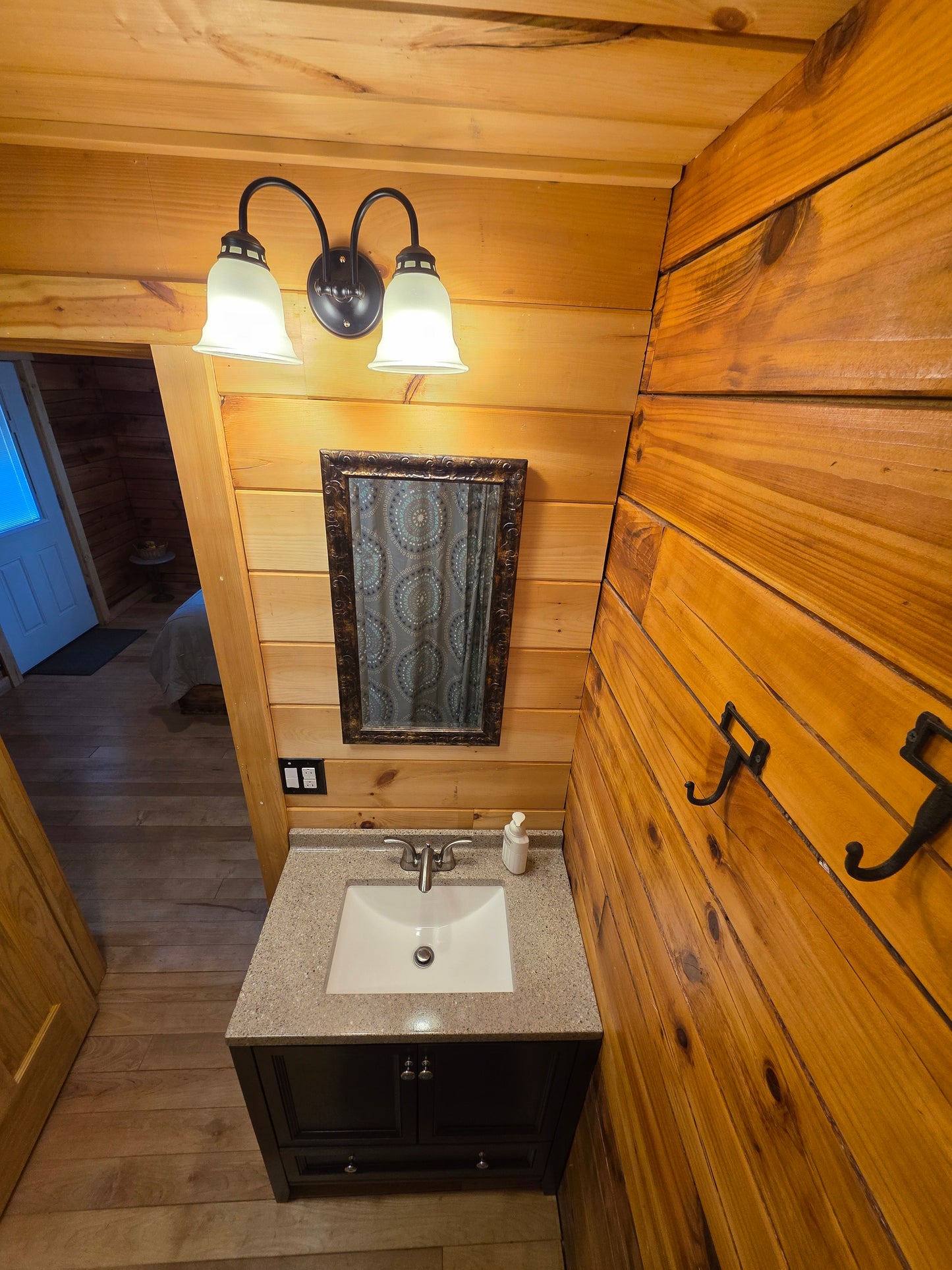 Canal Cabin 5